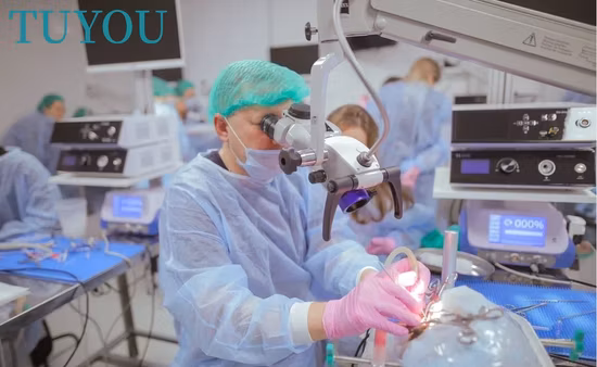 Fuente de luz LED para endoscopio laparoscópico médico de 120 W para sistema de cámara de endoscopia rígida